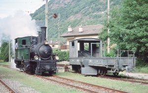 Anlässlich 100 Jahre RhB (1989), machte die RHÆTIA einen Ausflug ins «Valle Mesolcina», hier im Bahnhof Grono
